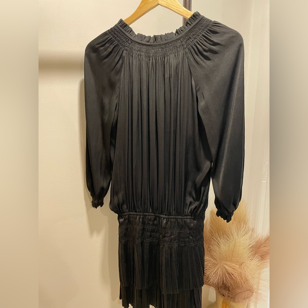 Current Air AURELIE PLEATED MINI DRESS Black - Picture 3 of 3